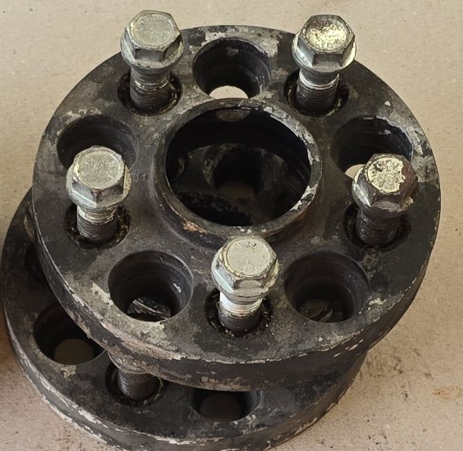 Autres accessoires p. véhicule: Power-Tech Distanzscheiben 5x112 Set gebraucht – D'occasion à Hirzel par Lusbueb94 5