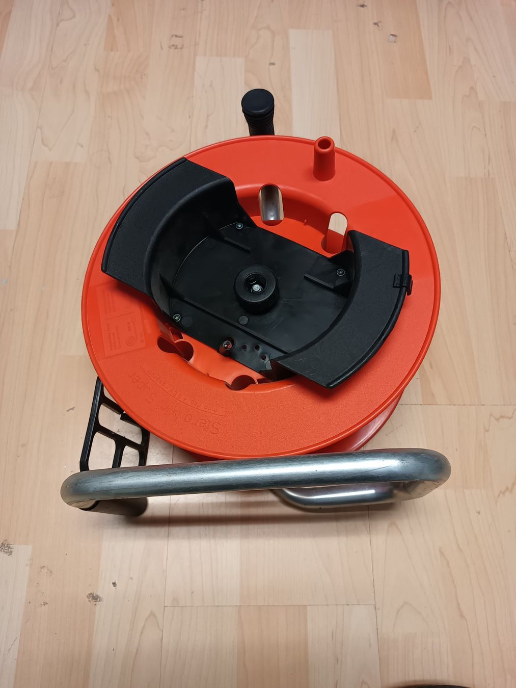 Cavi: Kabeltrommel leer rot – Usato da Dübendorf venduto da e-schop24