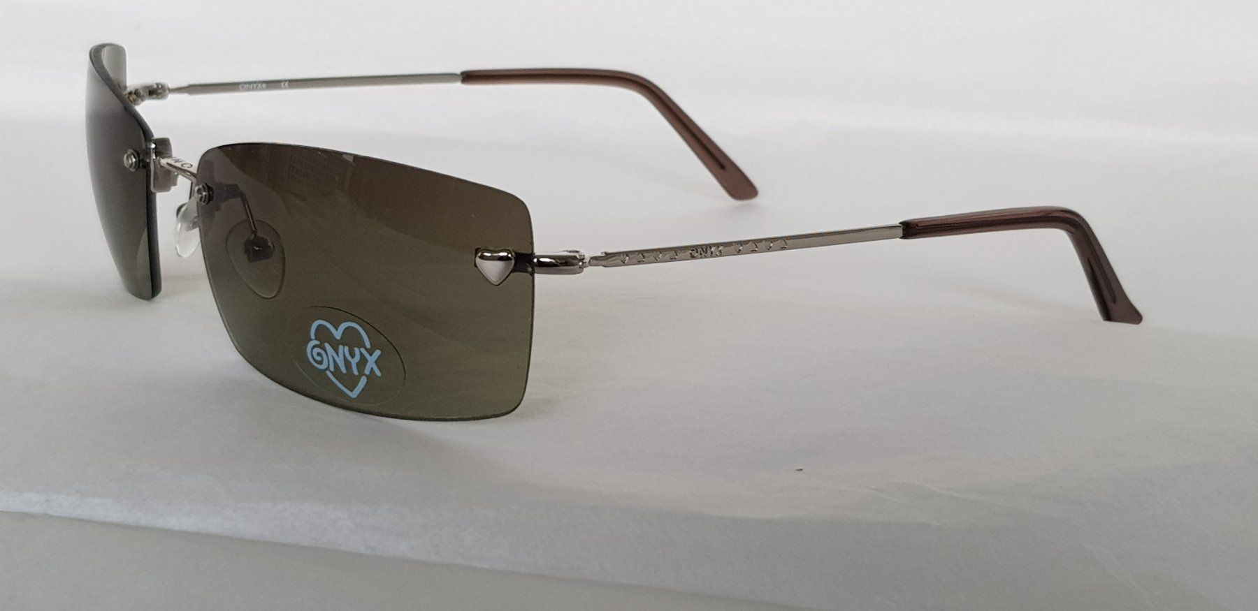 Lunettes & Verres: ONIX  UNISEX  JUNIOREN SONNENBRILLE – Neuf avec emballage d'origine à Aadorf par condor35 8