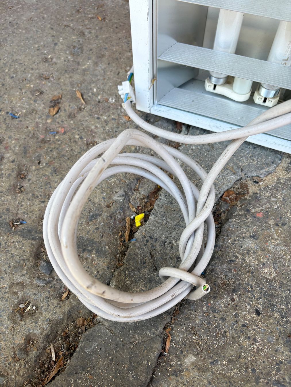 Lampade: Leuchtstofflampe, ideal für Werkstatt oder Garage – Usato da Unterkulm venduto da Kulmer 3