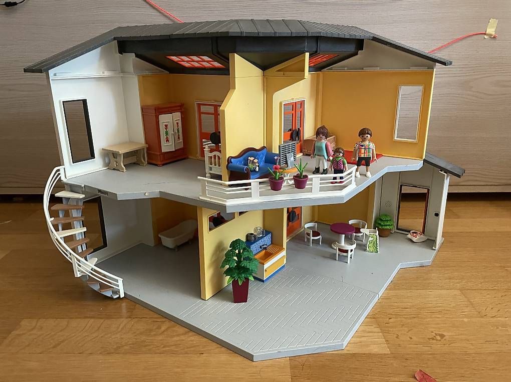 Spielzeuge: Playmobil Häuser & Schiff – Gebraucht aus Zug von elskling 3