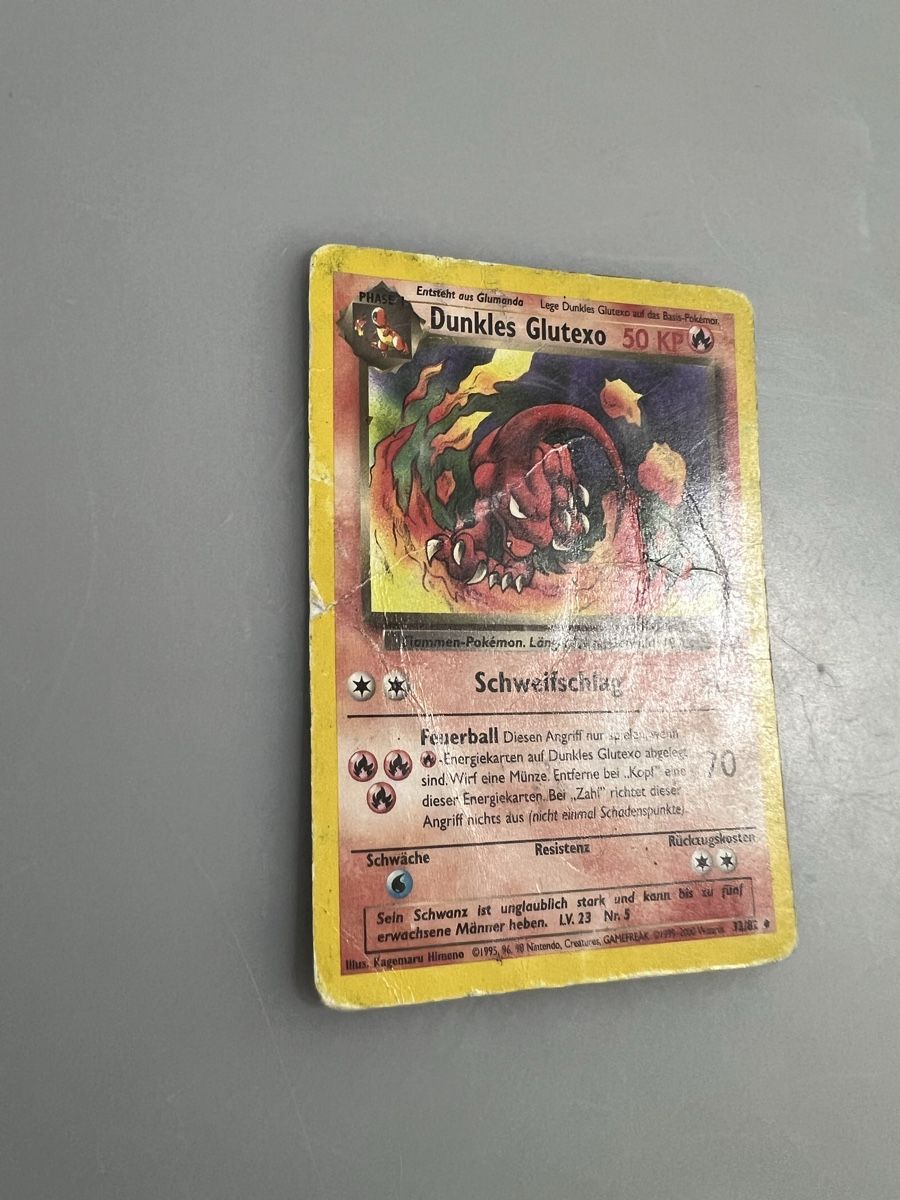 Pokémon Cartes à collectionner: Dunkles Glutexo – D'occasion à Muttenz par Michugee97 1