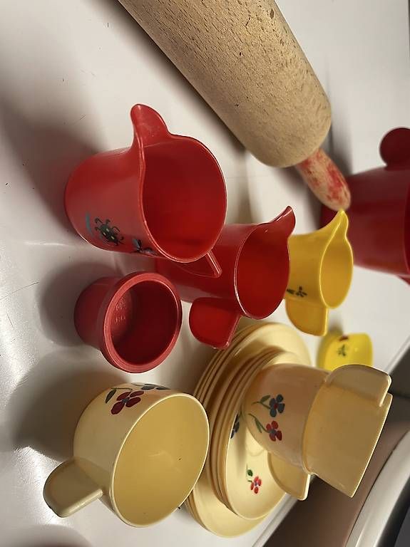 Giocattoli: Plastik Puppengeschirr antik – Usato da Stettfurt venduto da soeins 2