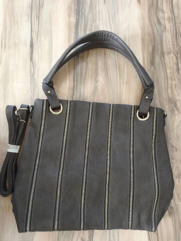 Borse da donna: Tasche neu – Nuovo e nell'imballaggio originale da Kaisten venduto da lys_zzy8 1