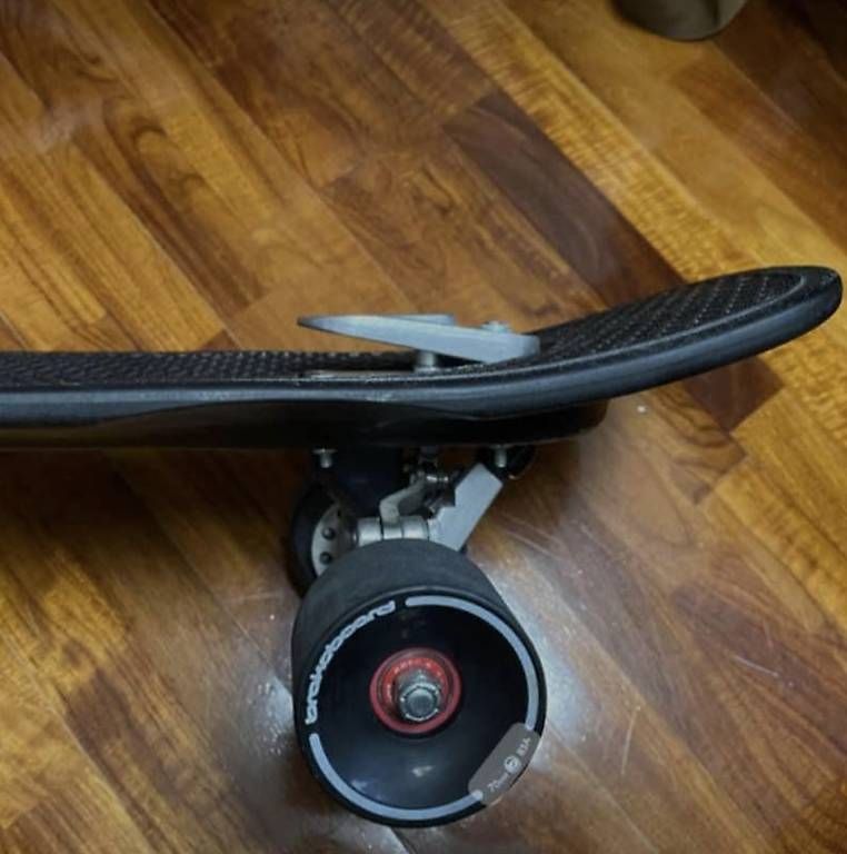 Skateboards: Skateboard / Longboard mit Bremse – Usato da Freienstein venduto da readyandaction 1