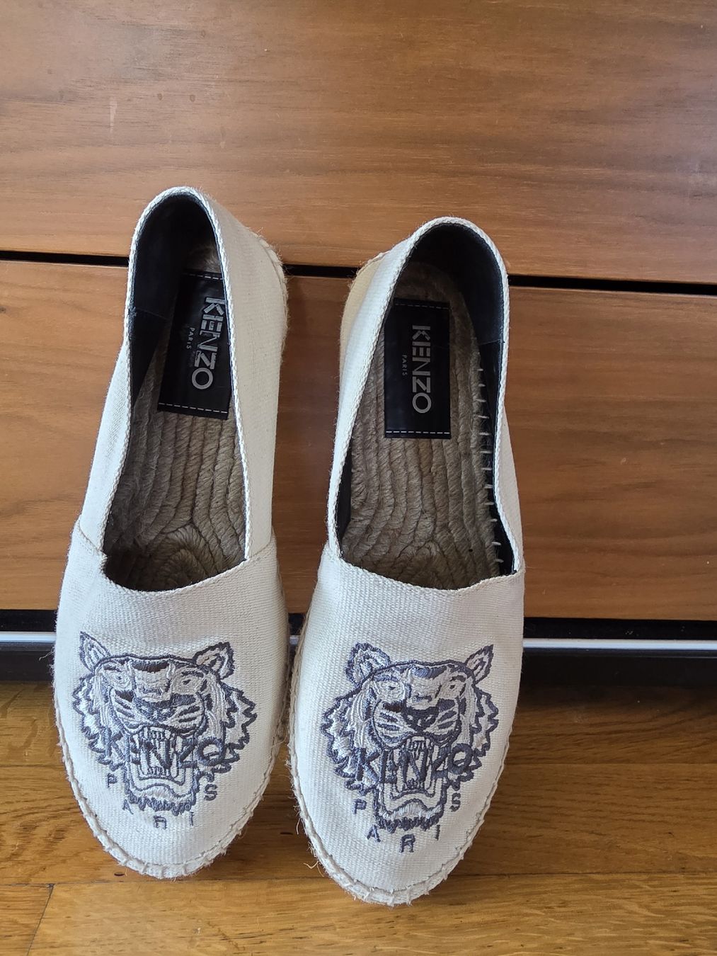 Kenzo Scarpe da donna: Kenzo Espadrilles White Tiger Print Size 38 – Nuovo (secondo la descrizione) da Brüttisellen venduto da par_8zbj 3
