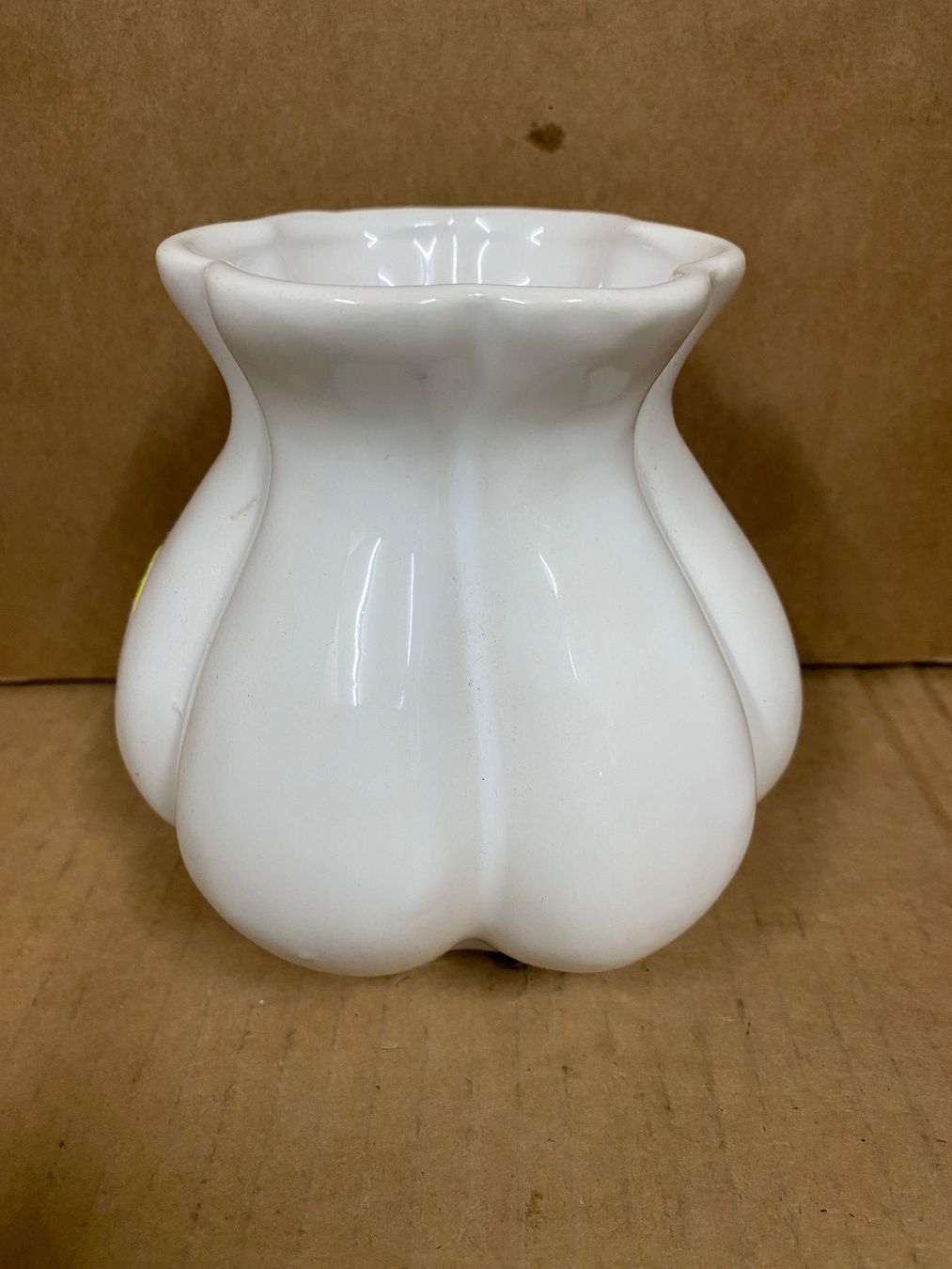Vasi & Recipienti: Vase weiss gewellt – Usato da Eschlikon TG venduto da ArtRec 2