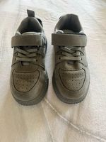 Scarpe sportive bambini grigie chiusura velcro nuovo