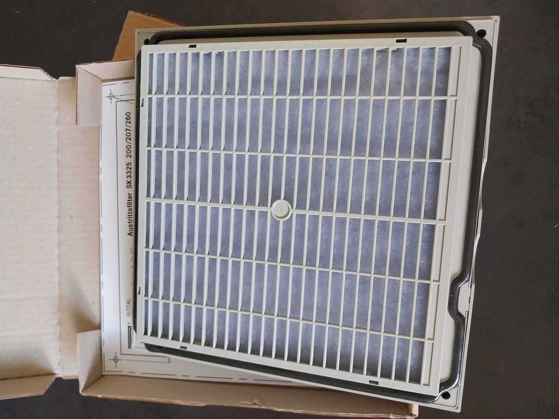 Ventilazione: Rittal Austrittsfilter Sk3325 200 – Nuovo (secondo la descrizione) da Schwaderloch venduto da bademeister79 1