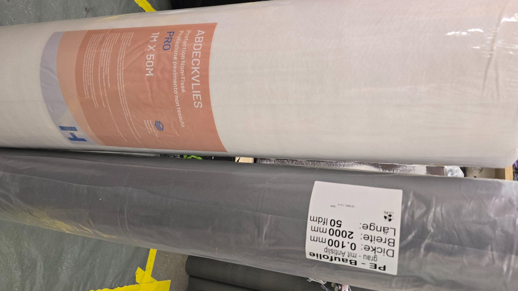 Altro: Adbekenvliss da pavimento e plastica da pavimento – Usato da Winterthur venduto da Ilferraista