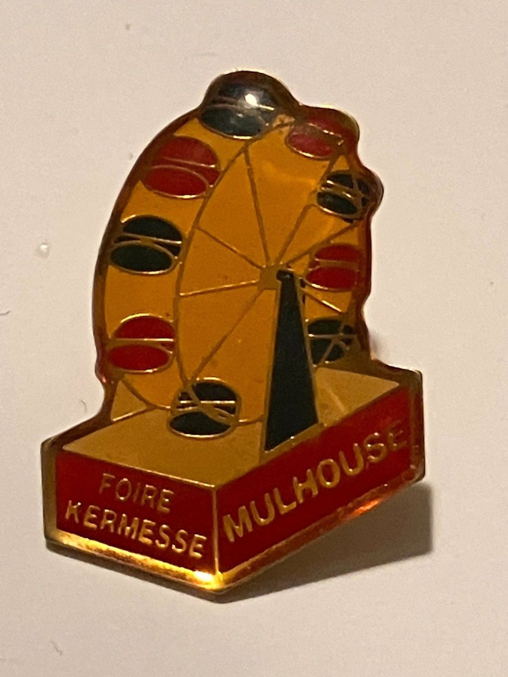 Placchette & Badge: 1 Pin Foire Kermesse Mulhouse – Usato da Basel venduto da djwwpp