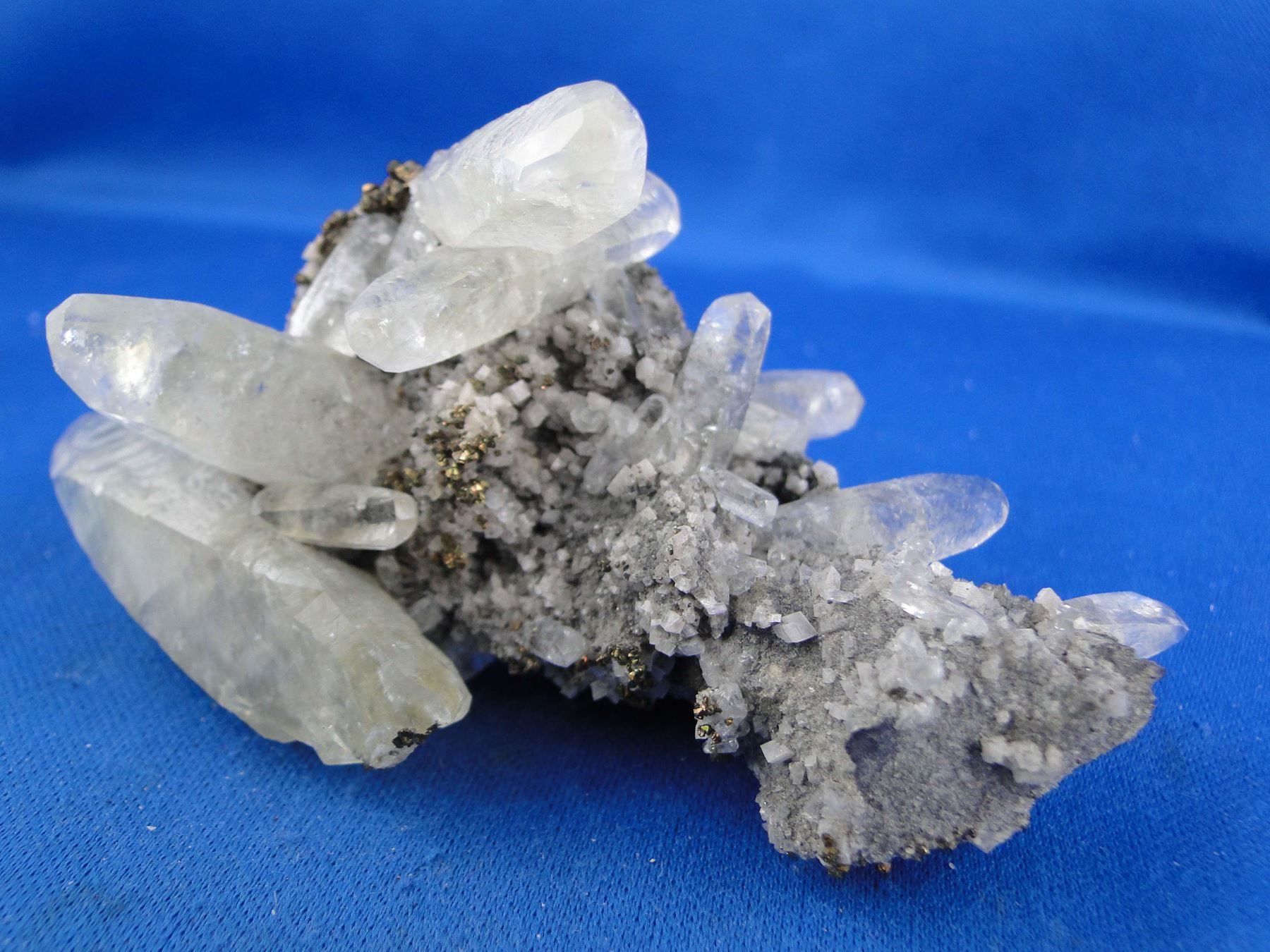 Minerali & Pietre curative: Calcit mit Galena – Usato da Schinznach Bad venduto da Demerald 2