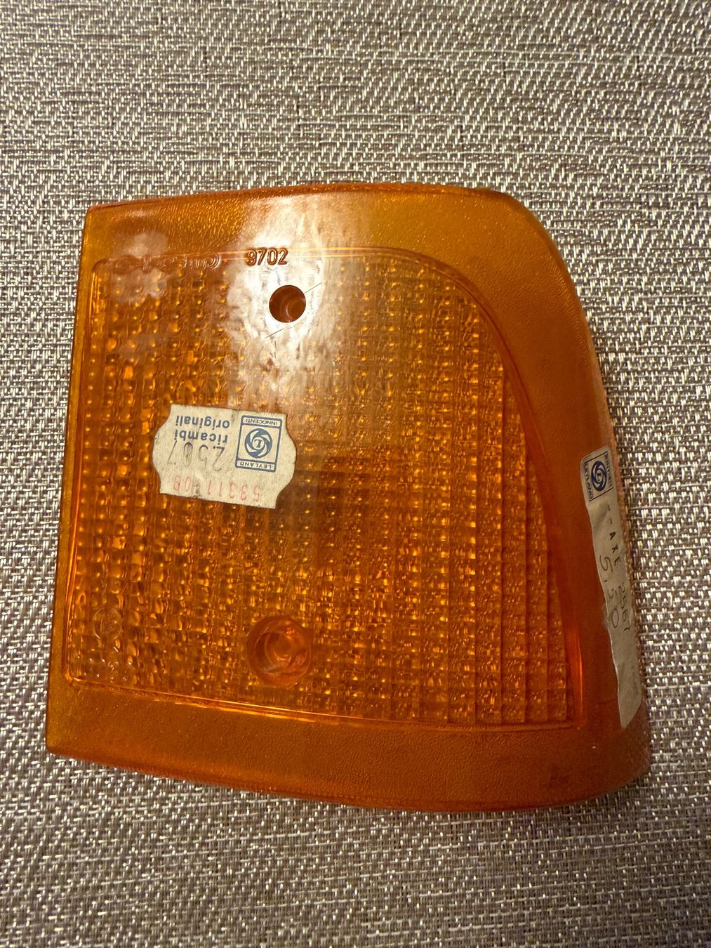 Innocenti Tutti pezzi di ricambio auto: Original Blinkerglas Innocenti / Leyland Oldtimer 2567 – Nuovo (secondo la descrizione) da Luzern venduto da Volanto_J