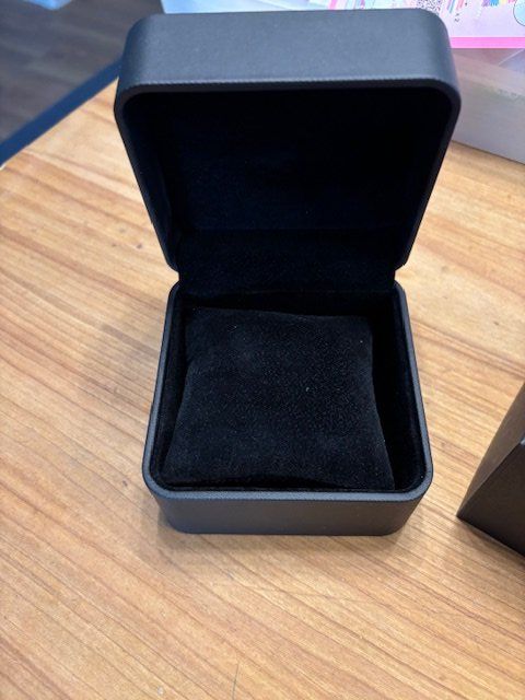 Scatole porta orologi: Uhrenbox, Box klein – Nuovo (secondo la descrizione) da Grenchen venduto da chaga1234 3
