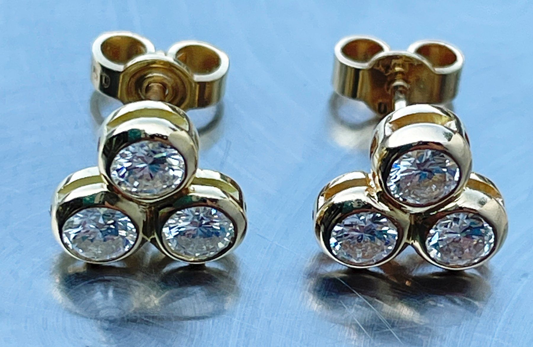 Ohrringe & -stecker: Ohr-Stecker gemäss Bilder und Beschrieb – Gebraucht aus Chur von elifor 1