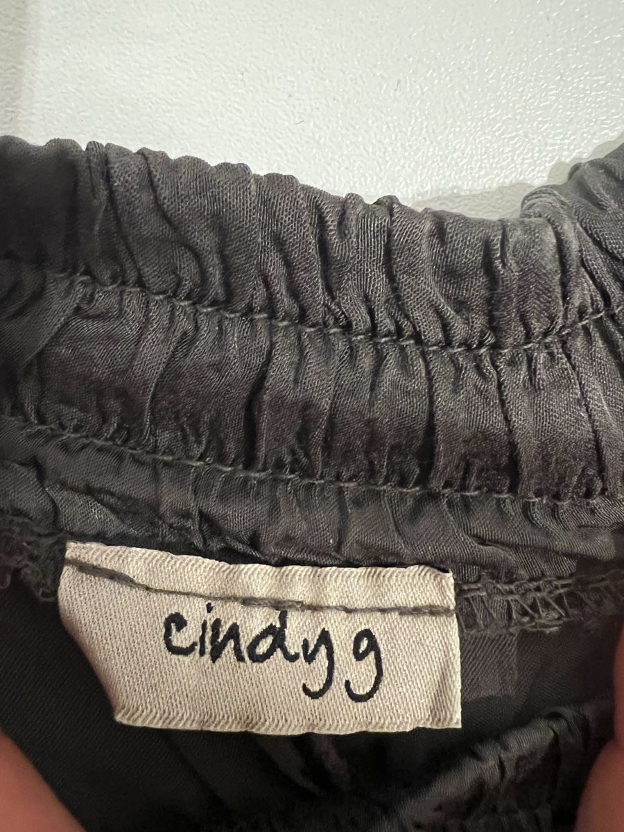 Pantaloni: dunkel graue satin Hose – Usato da Erlenbach venduto da paulina.rad 1