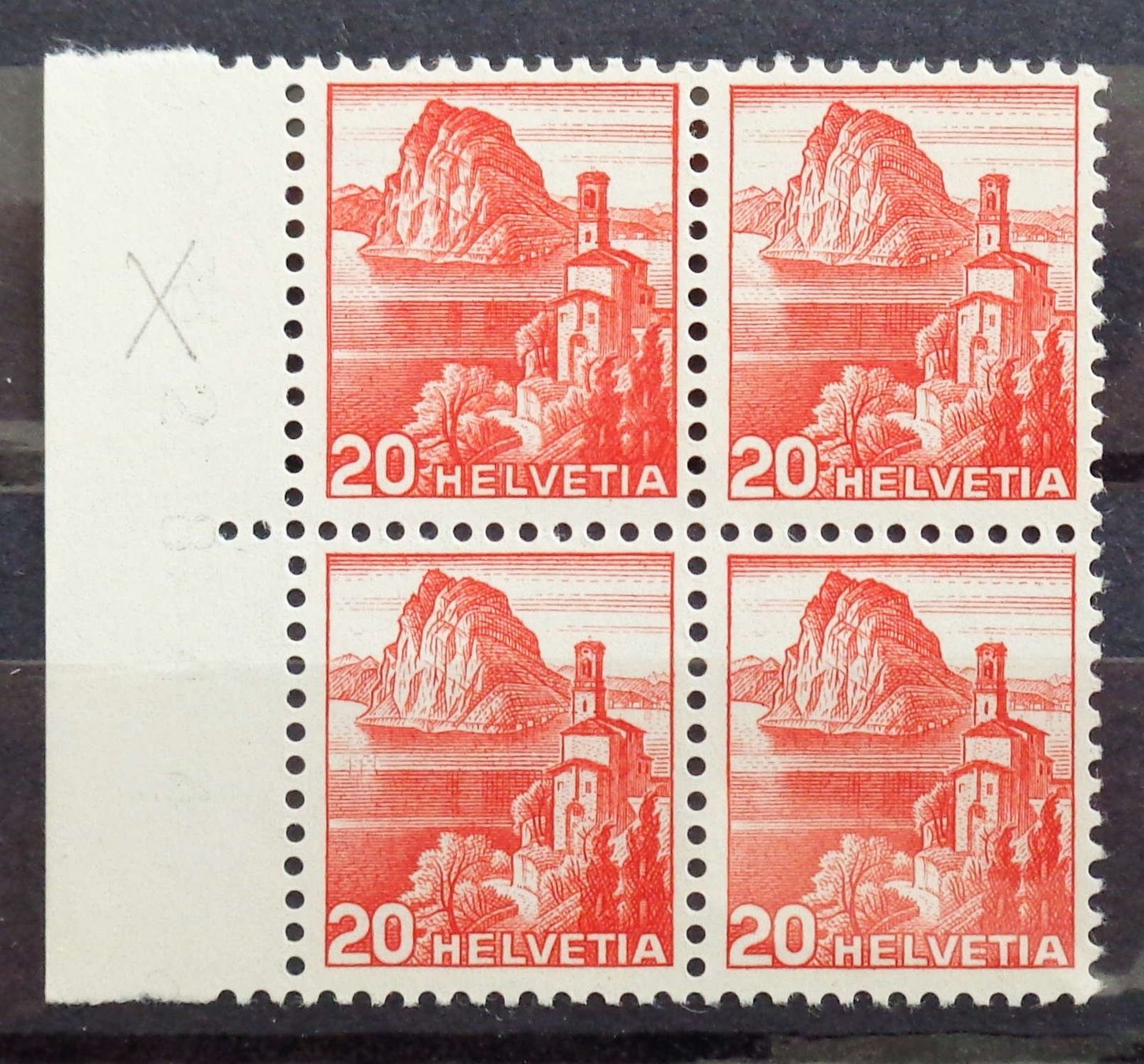 Tutti i francobolli: 1938, 20 c San Salvatore: Double moletage,  ** – Nuovo (secondo la descrizione) da Le Locle venduto da timbrettino