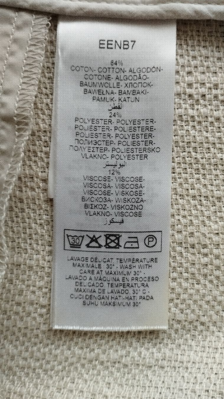 Nafnaf Pantaloni: Short Naf Naf taille 36, couleur écrue – Nuovo (secondo la descrizione) da Belmont-sur-Yverdon venduto da Dani-Lynne 4