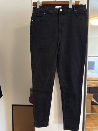 Warehouse Jeans, Schwarz, Gr. 44, Neuwertig für den Herbst