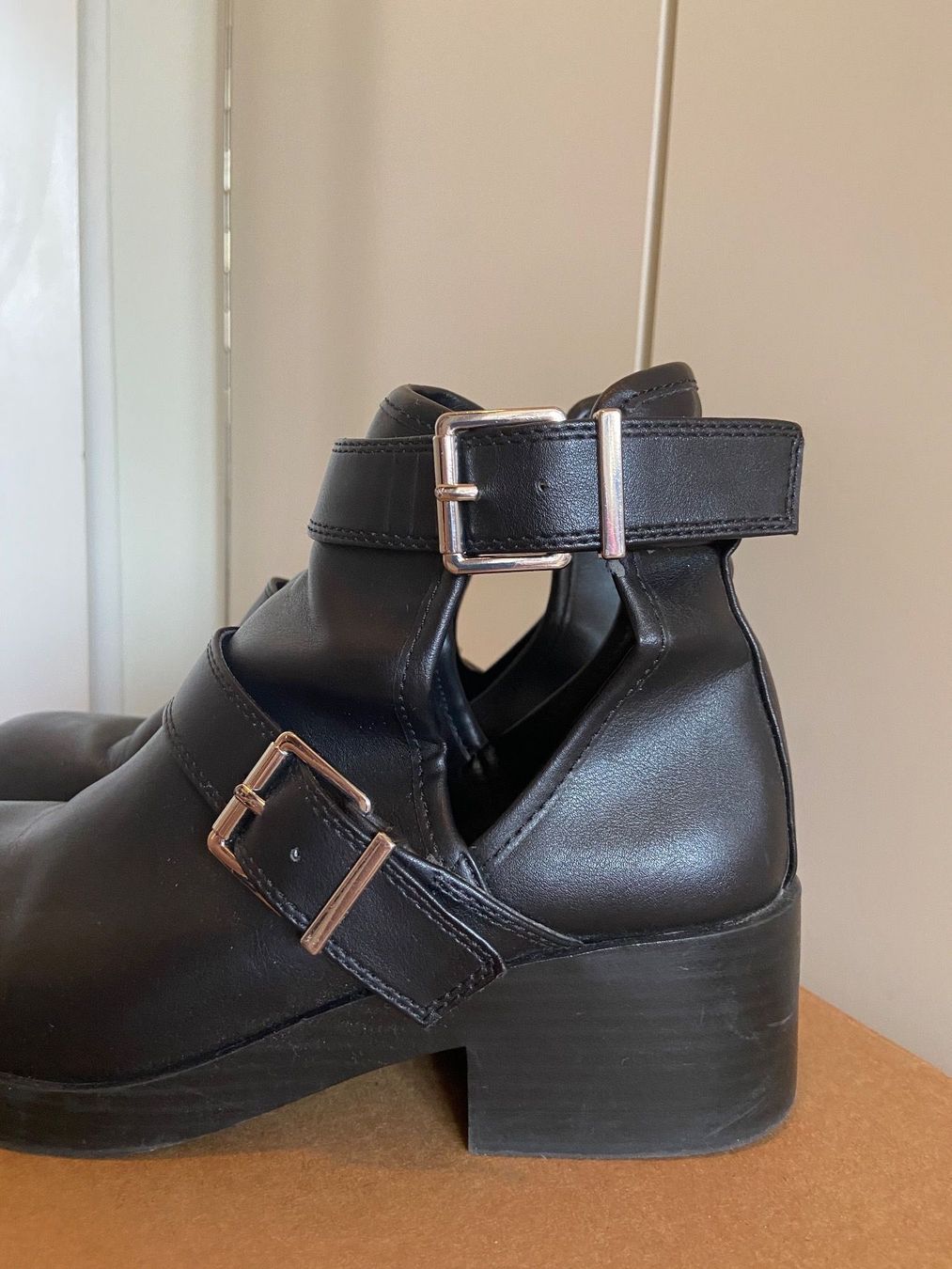Scarpe da donna: Bottines noires - Taille 38 - Fermeture ajustable – Usato da Genève venduto da Lucie.hwrth 3