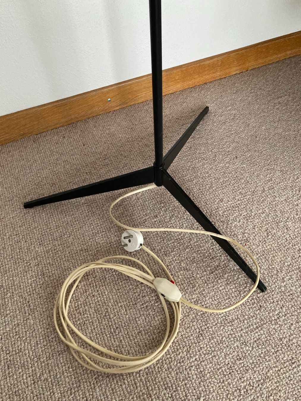 Lampade: Stehlampe Vintage – Usato da Wil SG venduto da Pin05 6