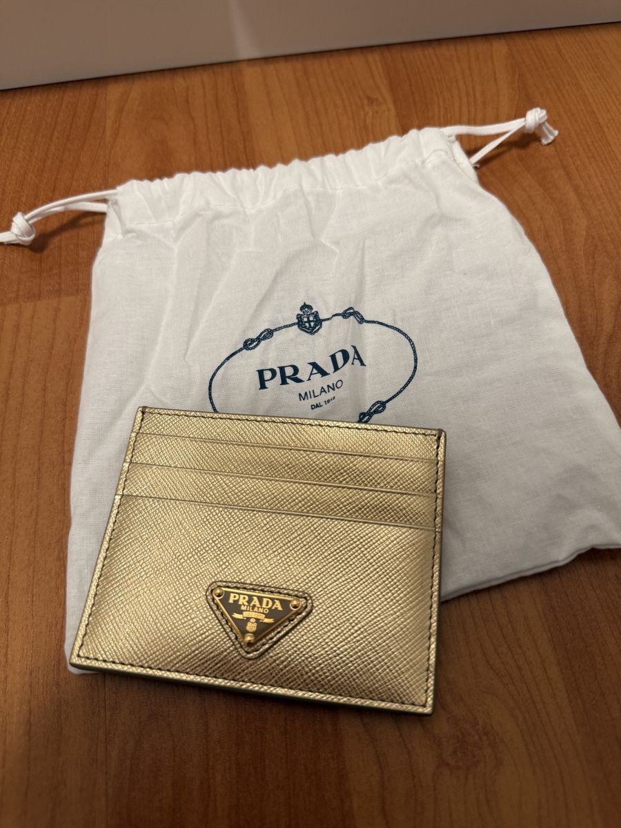Prada Portafogli: Prada Kartenetui – Usato da Lohn-Ammannsegg venduto da aemu12 1
