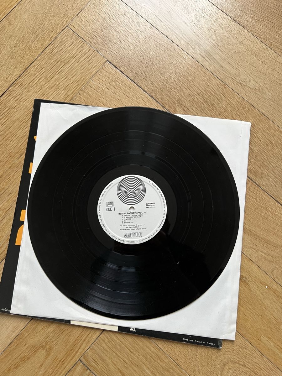 Dischi in vinile: Black Sabbath Vol 4 - vertigo swirl Vinyl – Usato da Genève venduto da SebDub2000 1