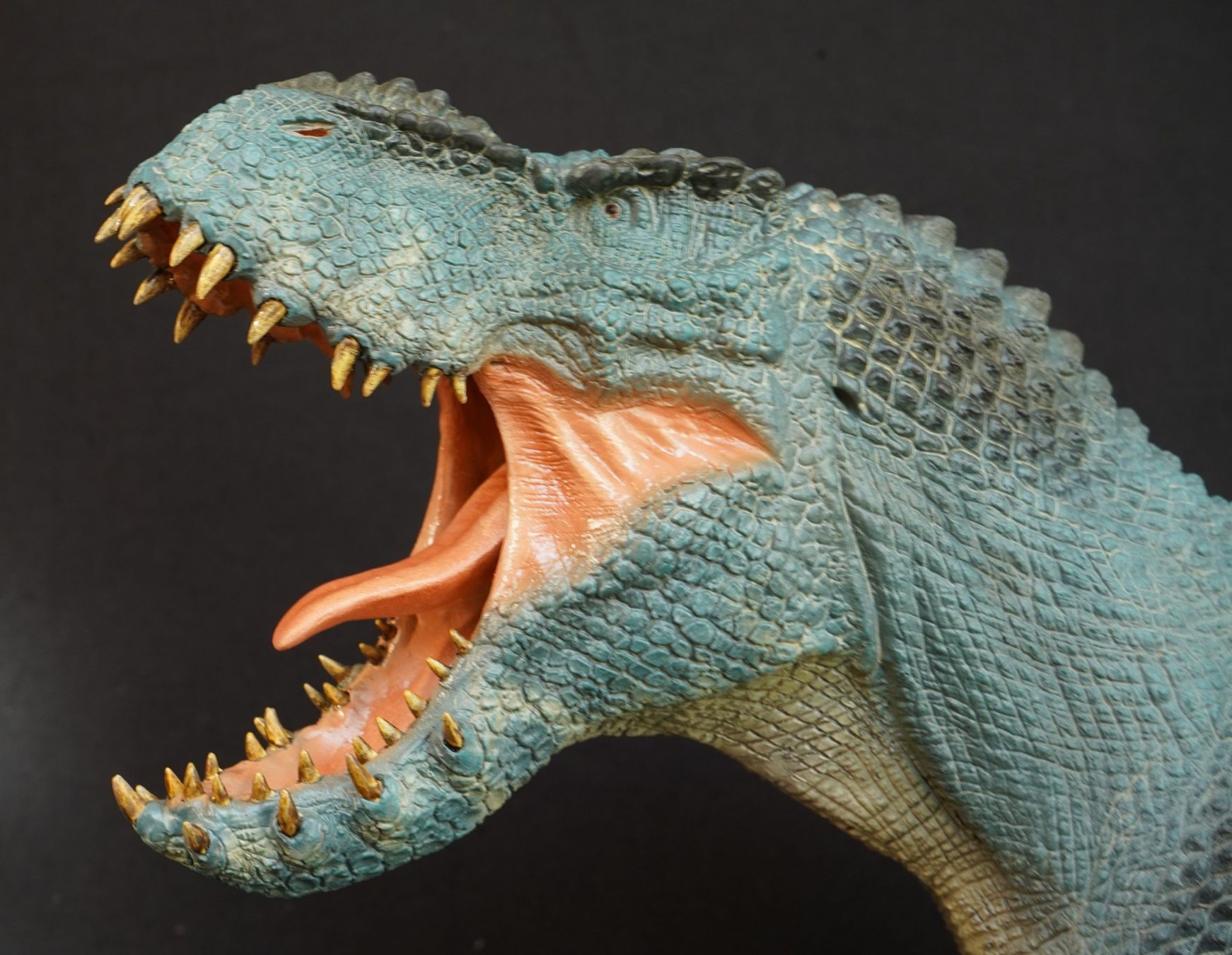 Statuette: V-Rex Vastatosaurus 1:15  King Kong – Usato da Selzach venduto da Ataraxus 5