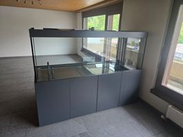 Aquarium mit Zubehör 1120 L