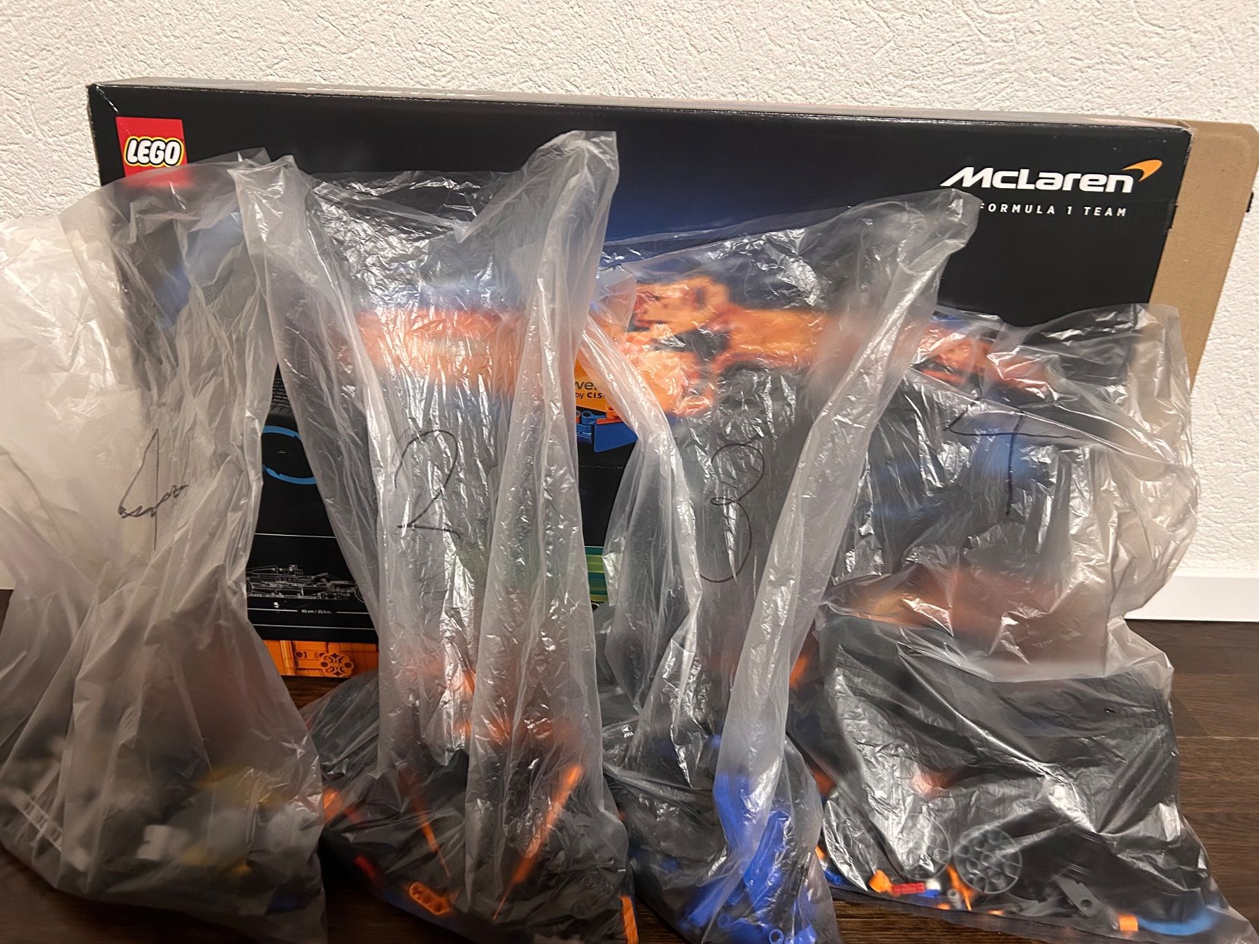 Lego Spielzeuge: LEGO Formel 1 Auto McLaren – Gebraucht aus Gränichen von herbstblatt18 2