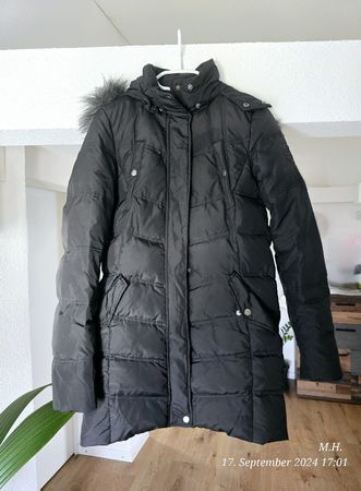 VERO MODA Winterjacke Damen Grösse XS schwarz mit Kapuze