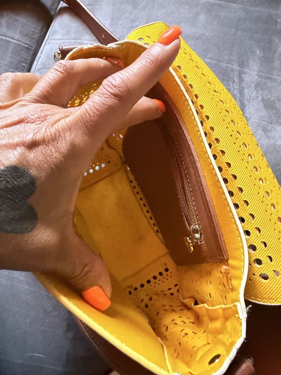 Desigual Altro in  Abbigliamento & Accessori: Sac bandoulière véritable Desigual, multicolore – Nuovo (secondo la descrizione) da La Sagne VD venduto da jeliquidetout 4