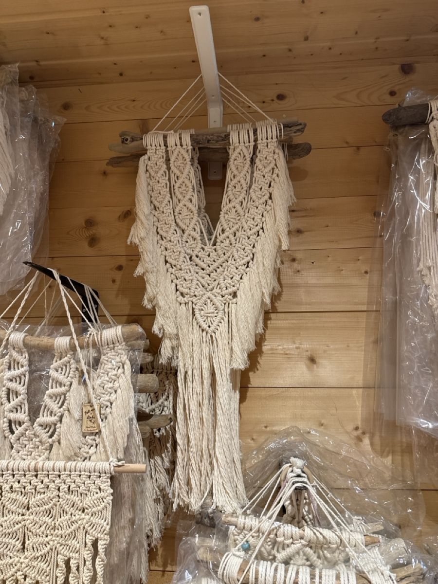 Toutes les décorations: Macrame Wall Hanging Driftwood Boho Chic – Neuf (Voir description) à Neirivue par naz_z28w 3