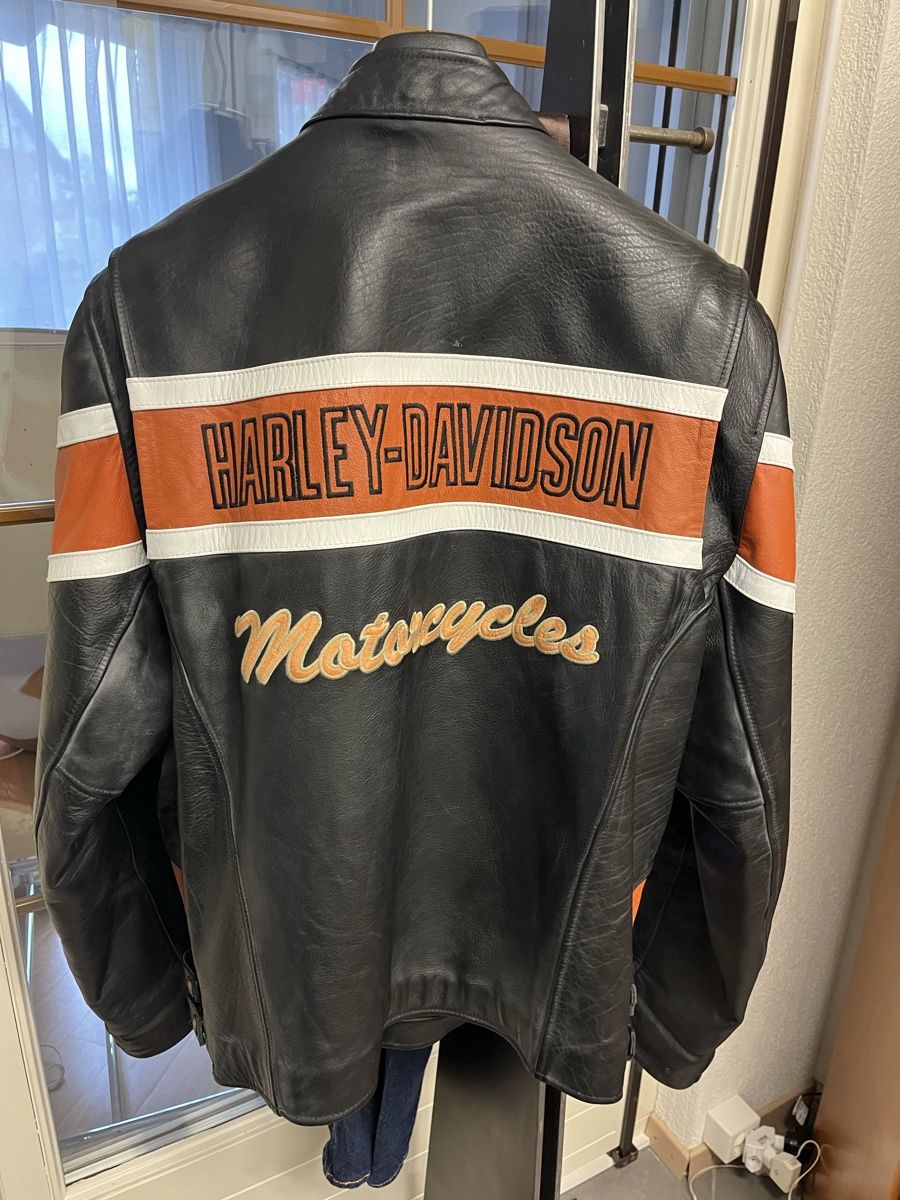 Harley-Davidson Jacken: Harley Davidson Leder Jacke – Gebraucht aus Neerach von fuz_8d7l