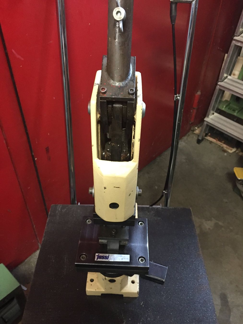 Tutte le macchine: Jossi  Prezisionpresse – Usato da Frenkendorf venduto da BasLie 2