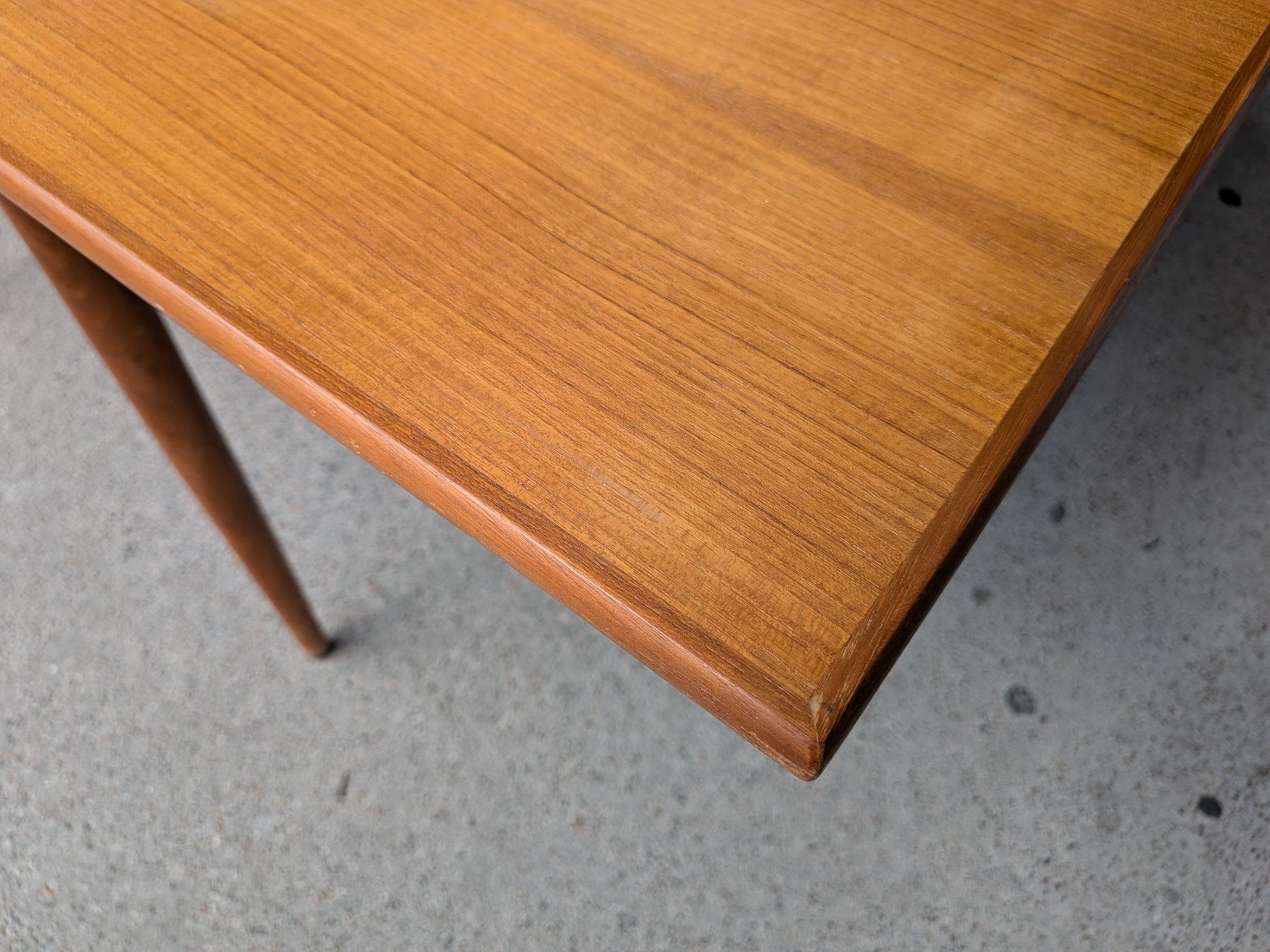 Tische: Mid Century Teakholz Tisch Esstisch – Gebraucht aus Emmen von Brockofsky 4