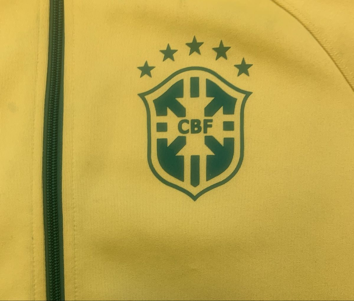 Nike Giacche: Nike Brasilien Trainingsjacke, Size L  – Usato da Münchenstein venduto da Alpinevintage 1