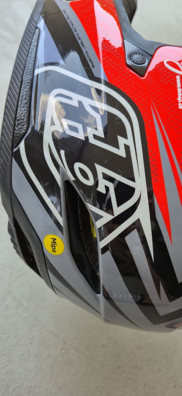 Troy Lee Helme: Casque troylee D4 carbone – Gebraucht aus Cheseaux-Lausanne von stevo85 4