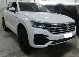 VW Touareg 3.0 TDI R Line 