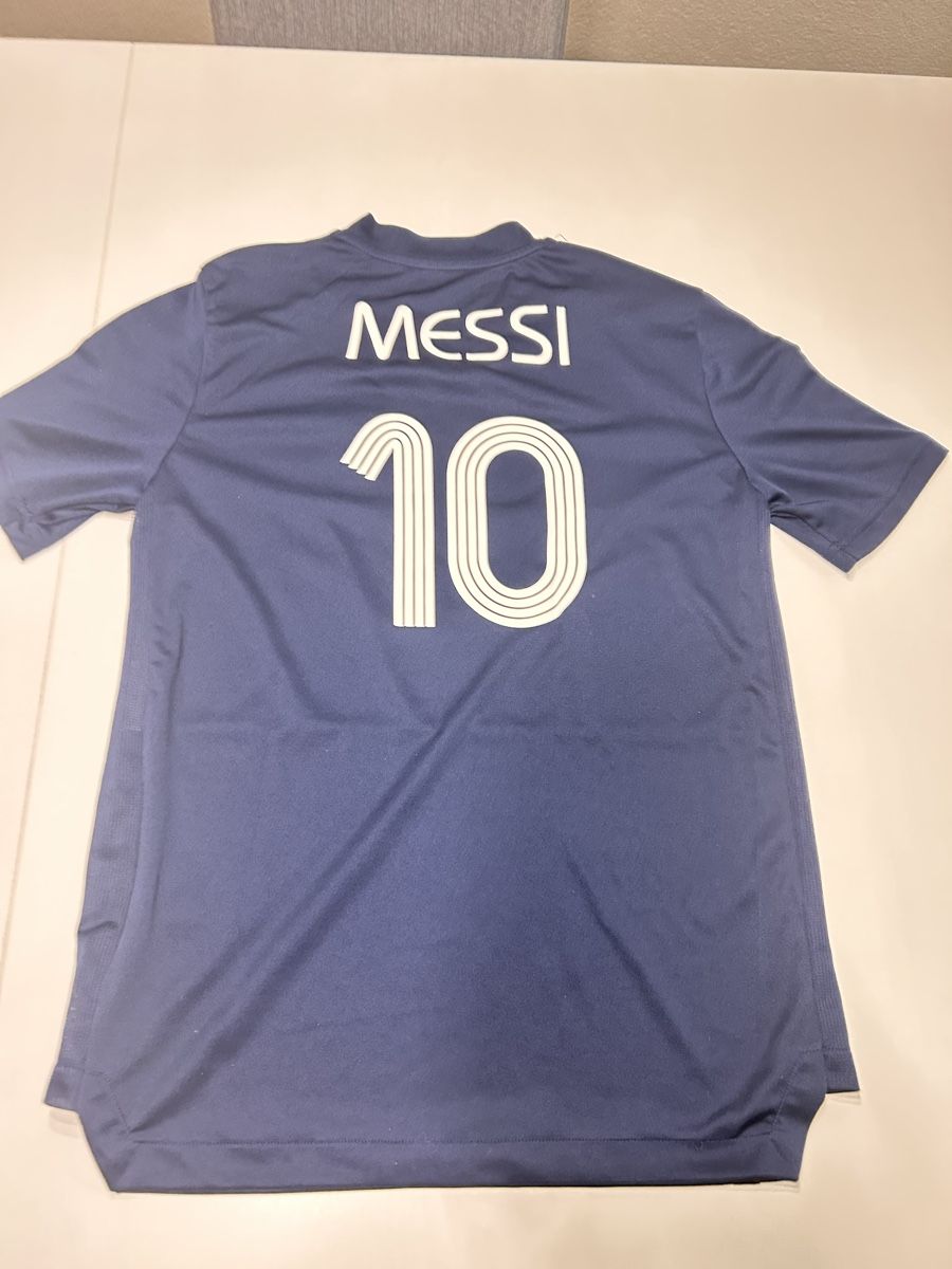 Adidas Maillots de corps & Pantalons: Messi Trikot – Neuf (Voir description) à Lachen SZ par luk_fw6s 1