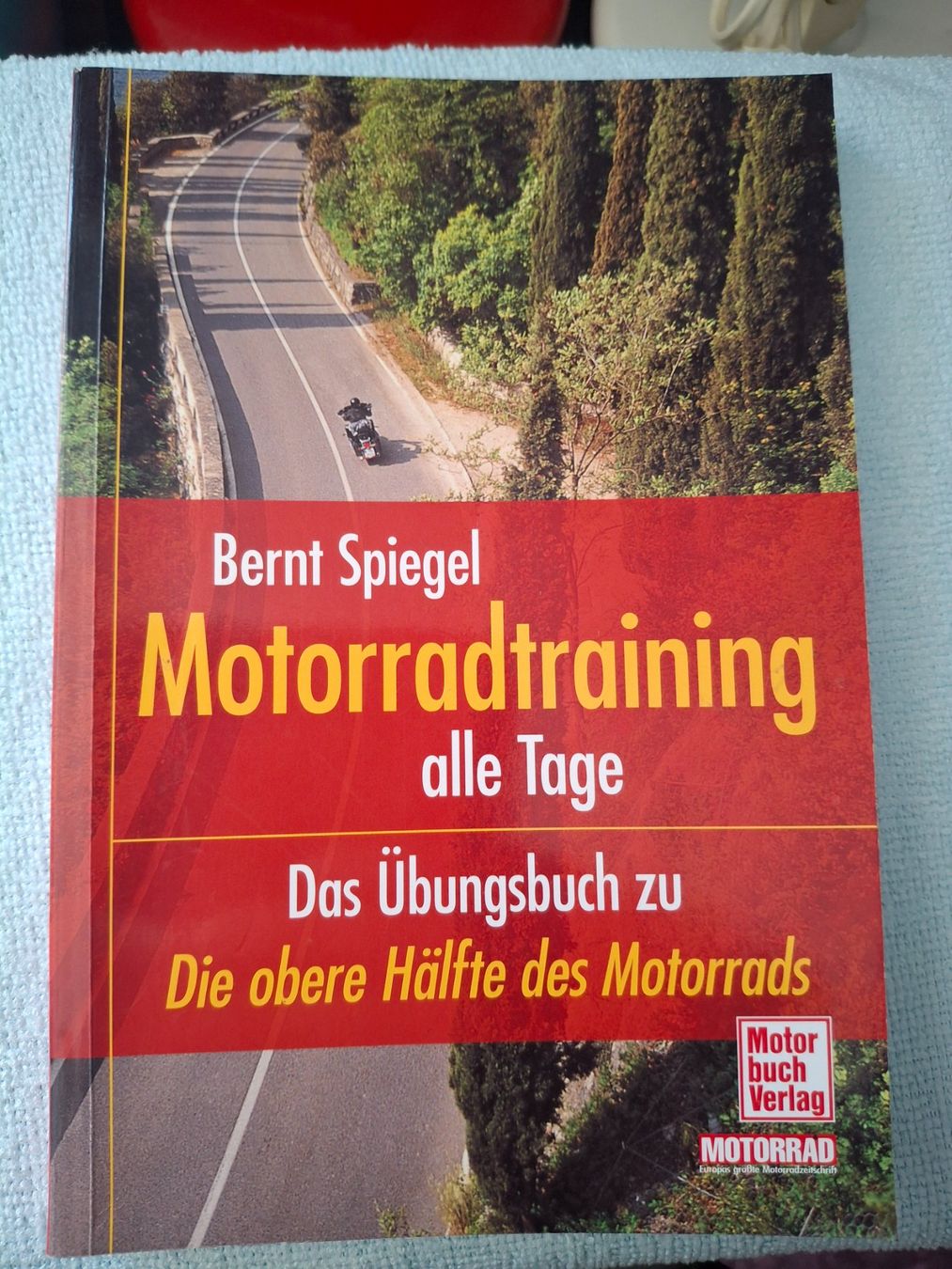 Libri: Motorradtraining alle Tage Bernt Spiegel – Usato da Horriwil venduto da TOKYONIGHTS