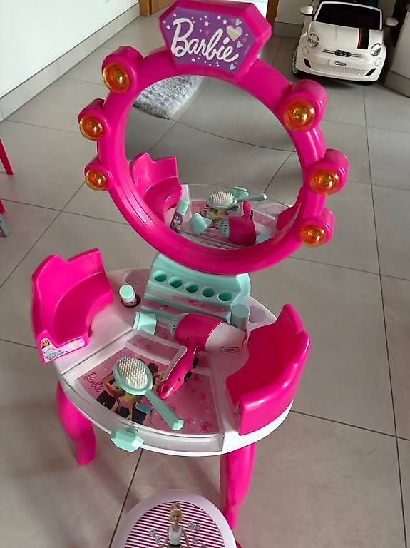 Giocattoli: Barbie Schminktisch – Usato da Triesen venduto da bla_zl55 1