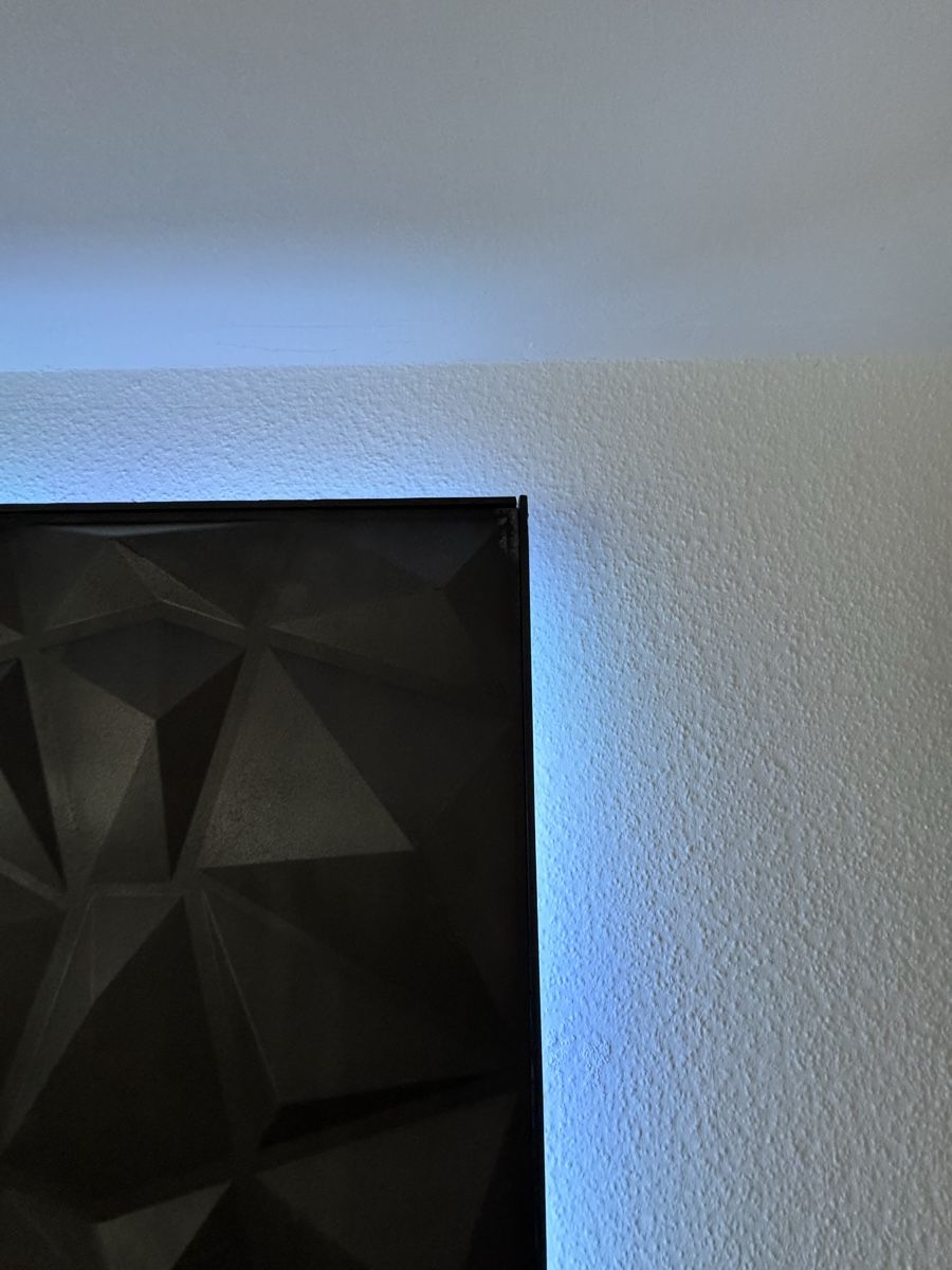 Mobili TV: Wohnwand mit LED Eigenbau – Usato da Dübendorf venduto da TurboUno 2