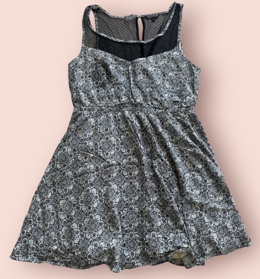 Vestiti: Review Kleid, Grösse L, Top! – Nuovo (secondo la descrizione) da Pfeffingen venduto da Mrs_Meltingpot22 1