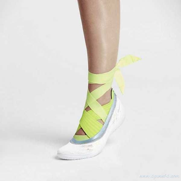 Nike Studio Wrap Pack – Feel Desain