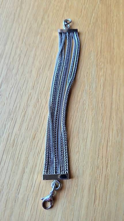 Armbänder & -reifen: Bracelet en acier inoxydable multichaînes – Gebraucht aus La Chaux-de-Fonds von danydeneuch 1