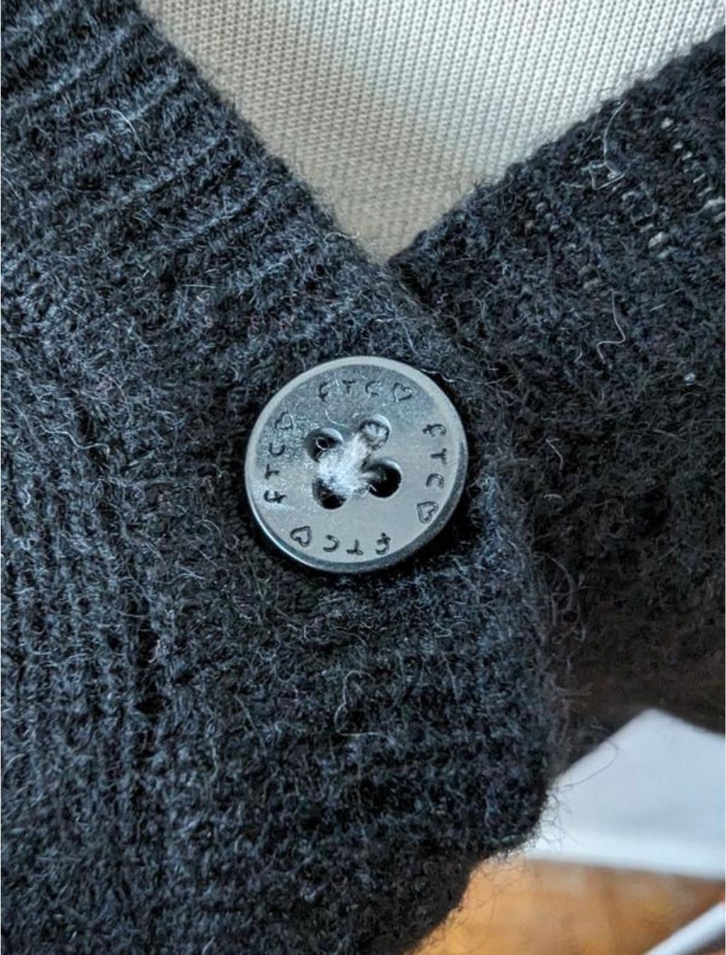 FTC Vestes: Strickjacke FTC 100% Cashmere – D'occasion à Zürich par bil_s7tp 5