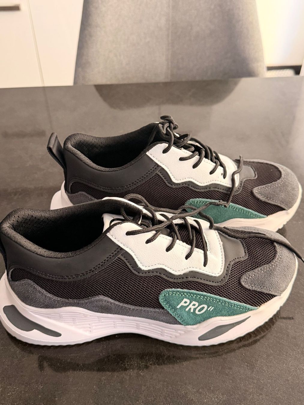 Scarpe da uomo: Pro S1 Sicherheitshalbschuh – Nuovo e nell'imballaggio originale da Therwil venduto da ibrahim_y 1