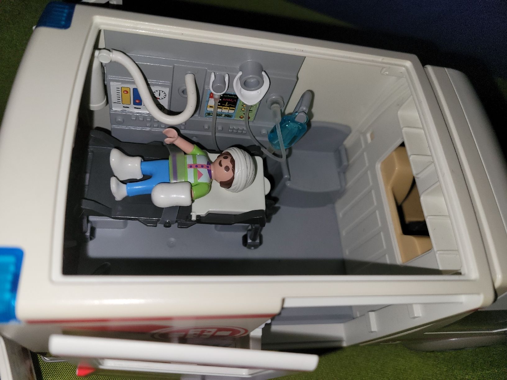 Playmobil Jouets: Playmobil Ambulance C8 – D'occasion à Aarberg par Fink010 4