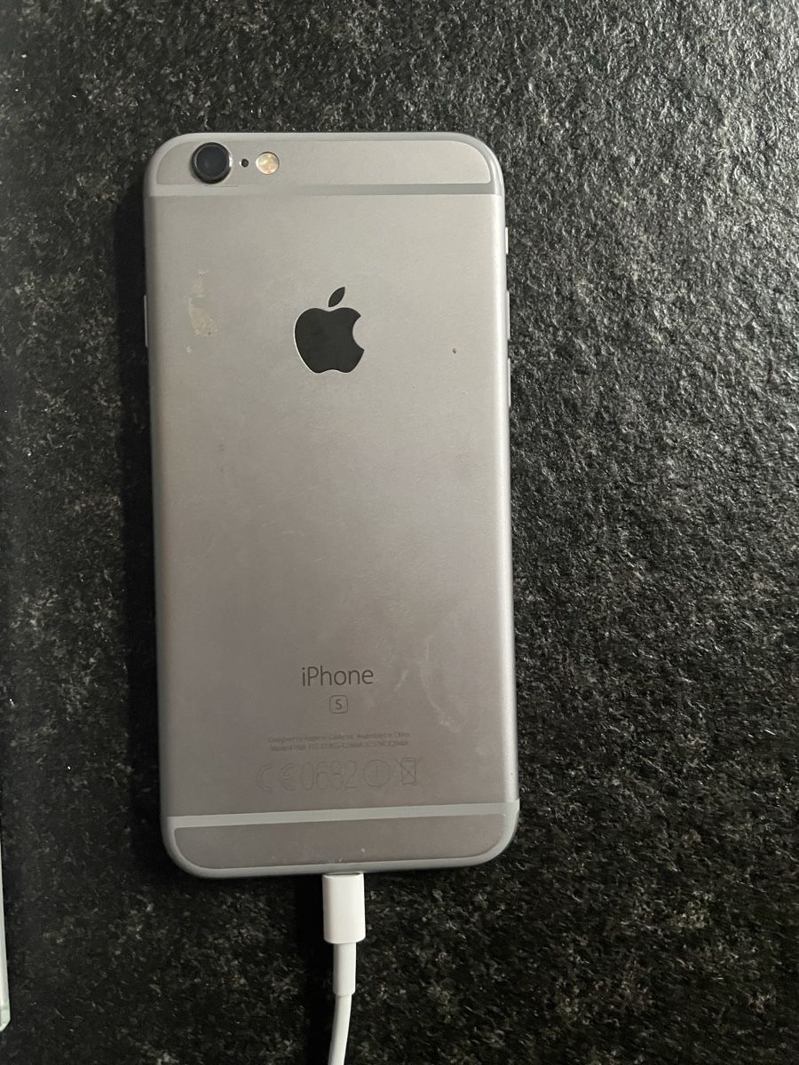 Apple Handys / Smartphones: IPhone 6s – Defekt aus Eischoll von amaber92